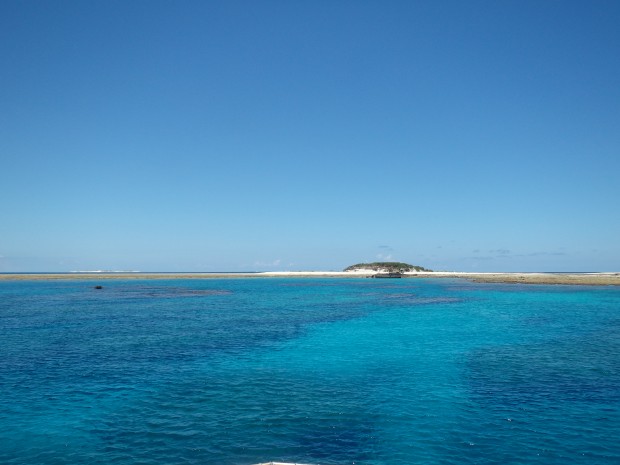 青くて穏やかな海