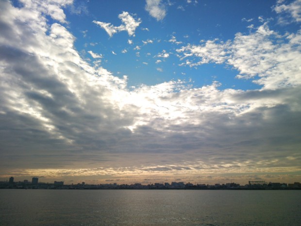 朝の空