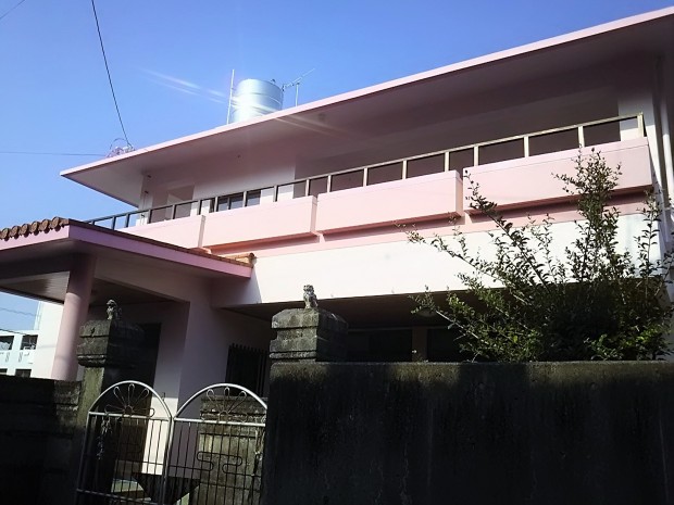 ピンクの家