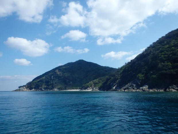 海と島