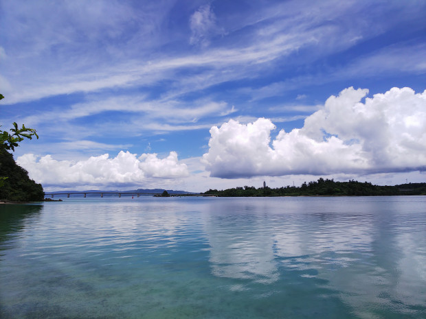 空と海