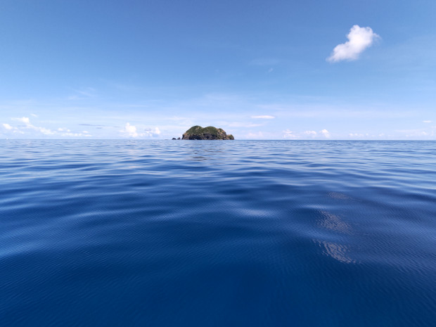 海と島